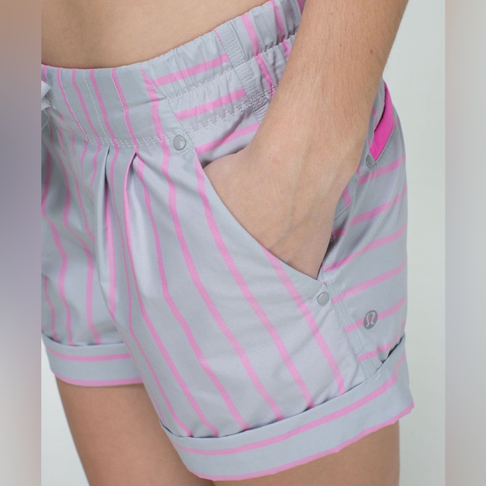 Lululemon Spring Break Away Short